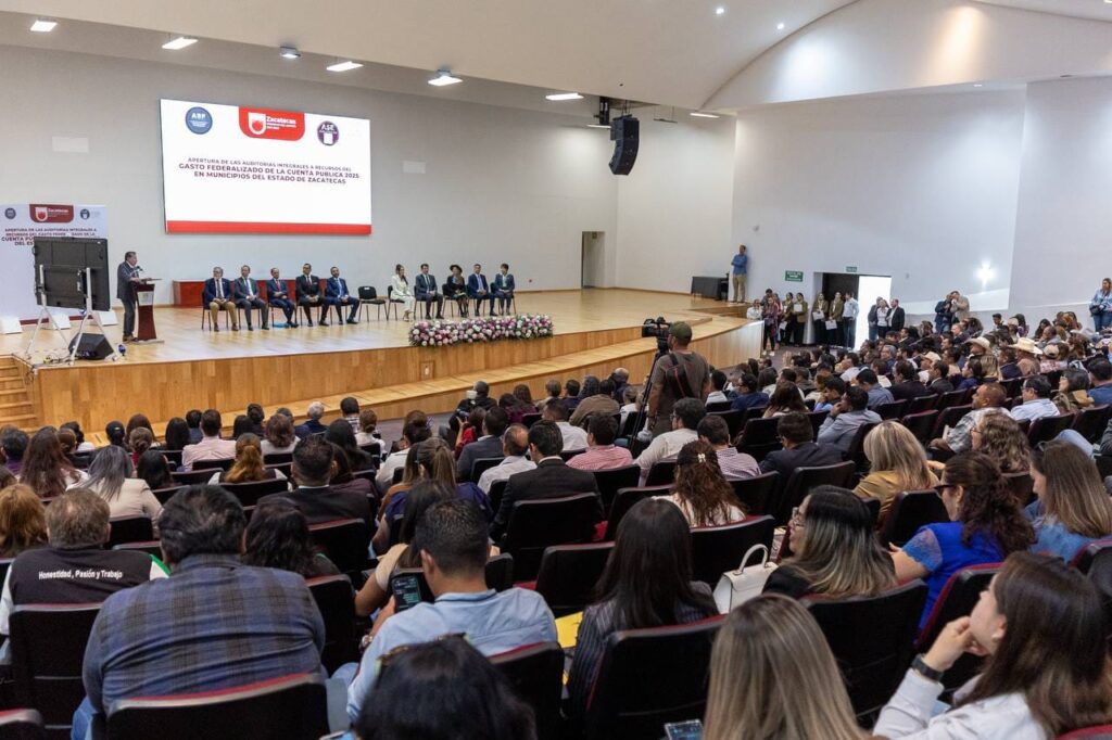Asistentes a la apertura de auditorías integrales al gasto federalizado de la Cuenta Pública 2025 en Zacatecas